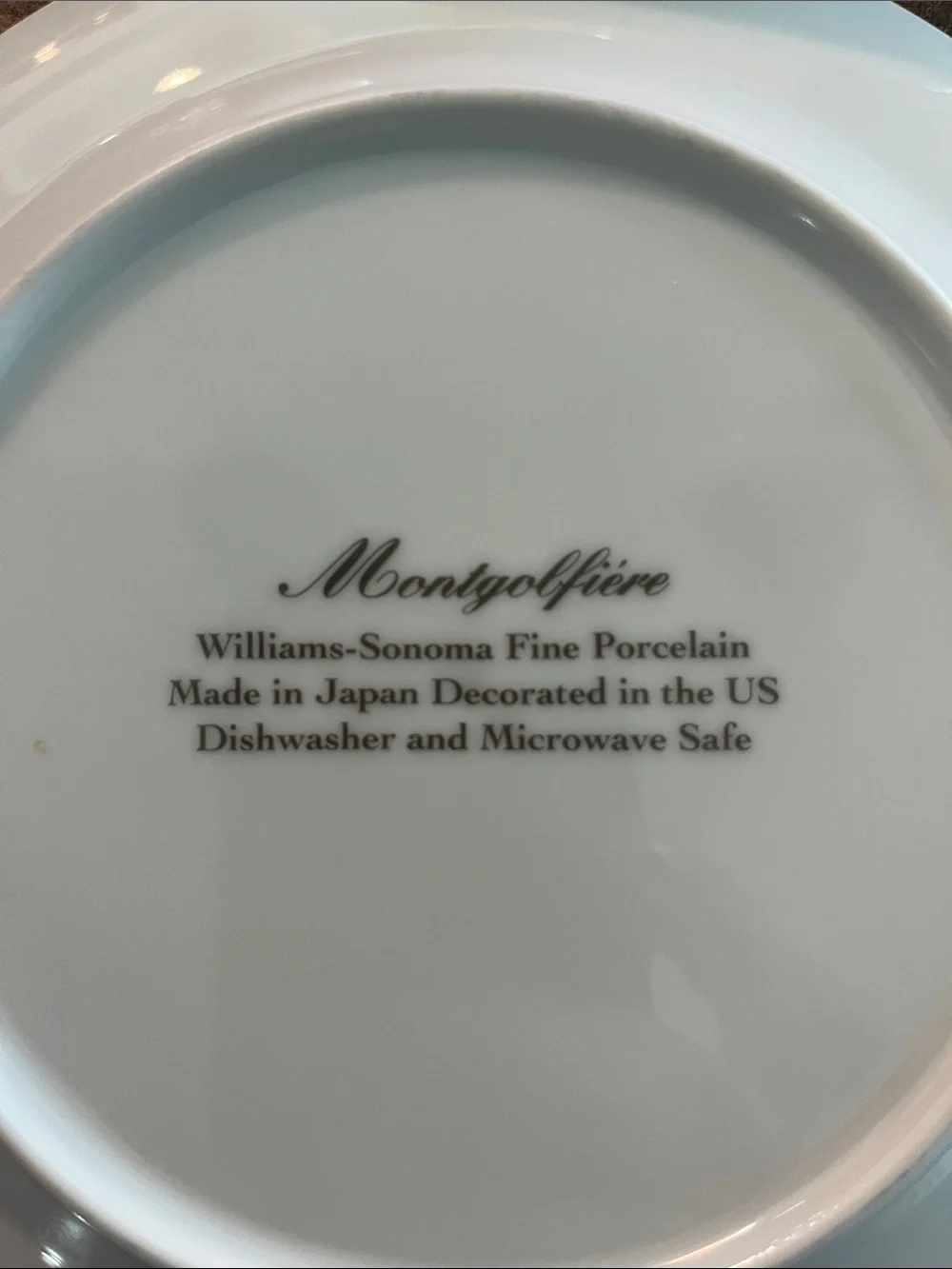 4 Williams Sonoma Montgolfiere porcelain Hot Air Balooon design salad plates 8”